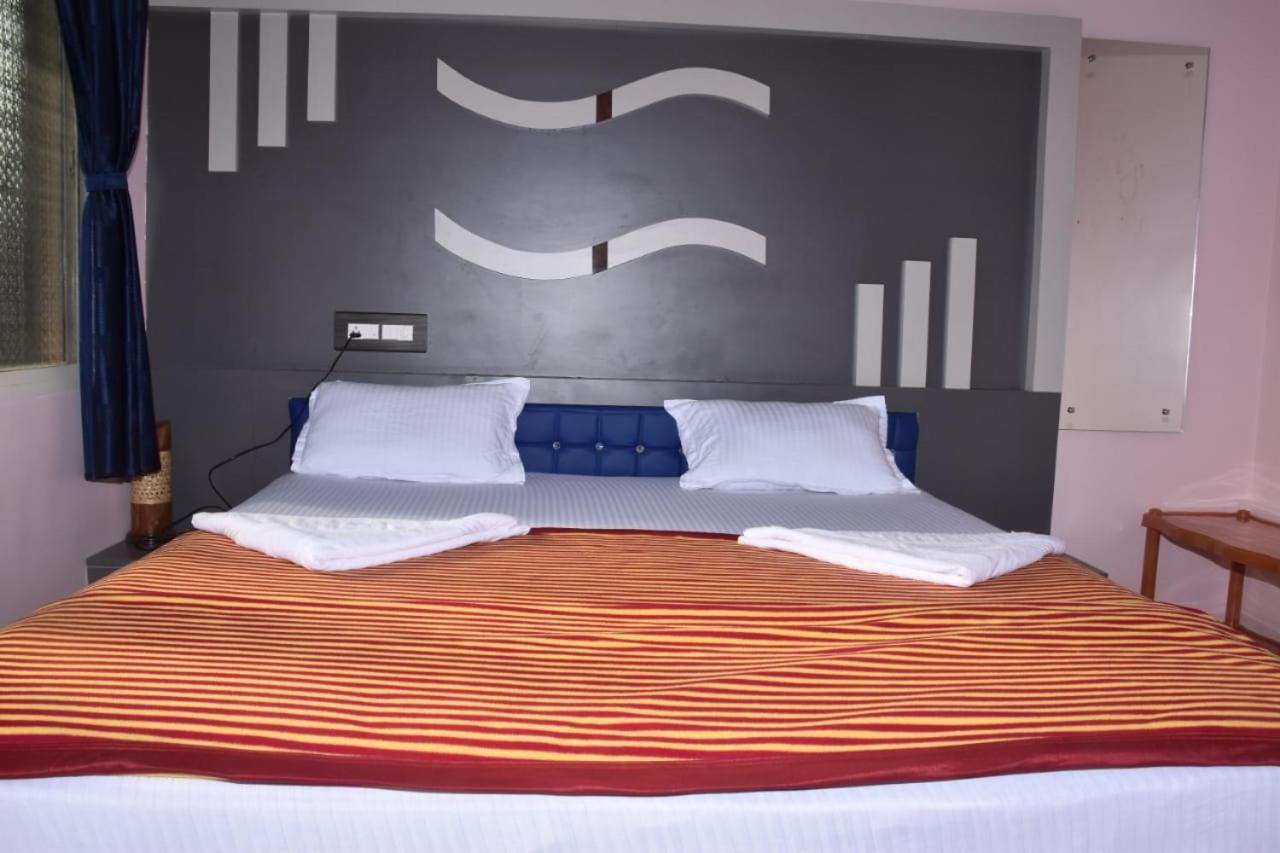Coconut Homestay Hampi Ngoại thất bức ảnh