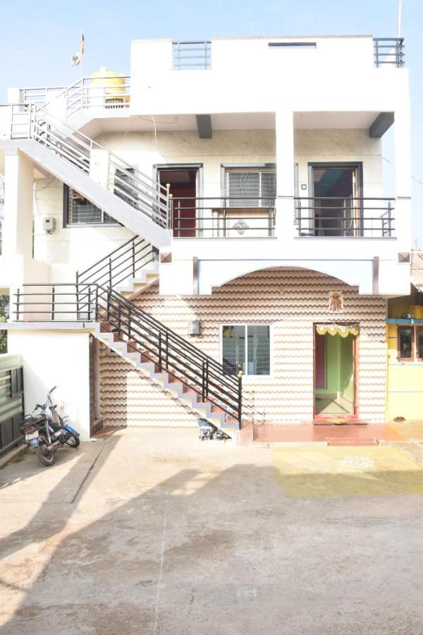 Coconut Homestay Hampi Ngoại thất bức ảnh