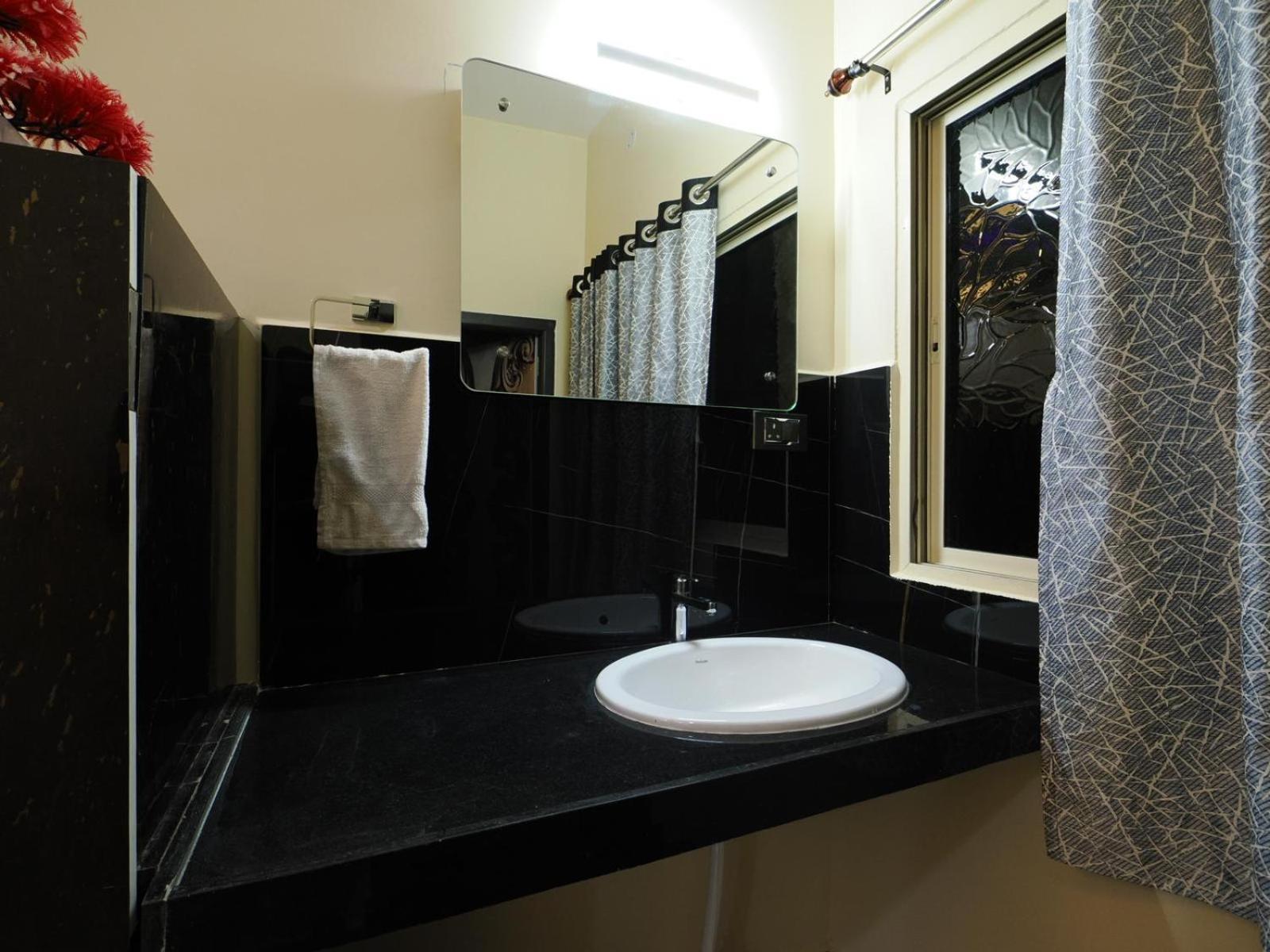 Coconut Homestay Hampi Ngoại thất bức ảnh